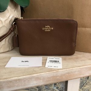 COACH Wristlet Polished Pebble Leather Saddle Brwn